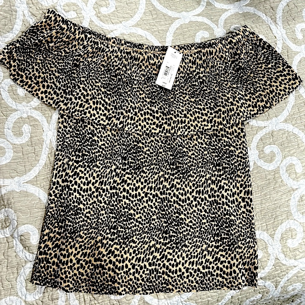 Brand-A.N.A. Leopard style.